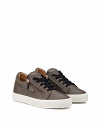 dunkelbraune Leder niedrige Sneakers von Giuseppe Zanotti