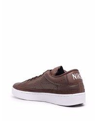 dunkelbraune Leder niedrige Sneakers von Nike