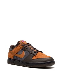 dunkelbraune Leder niedrige Sneakers von Nike