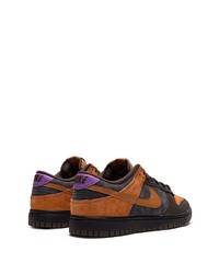 dunkelbraune Leder niedrige Sneakers von Nike