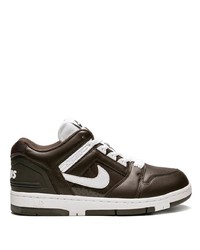 dunkelbraune Leder niedrige Sneakers von Nike