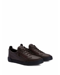 dunkelbraune Leder niedrige Sneakers von Giuseppe Zanotti