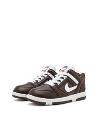 dunkelbraune Leder niedrige Sneakers von Nike