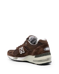 dunkelbraune niedrige Sneakers von New Balance