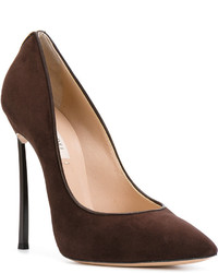 dunkelbraune Pumps von Casadei