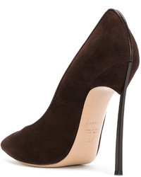 dunkelbraune Pumps von Casadei