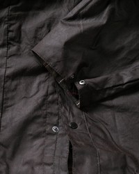 dunkelbraune Regenjacke von Barbour