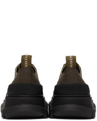 dunkelbraune Segeltuch niedrige Sneakers von Alexander McQueen