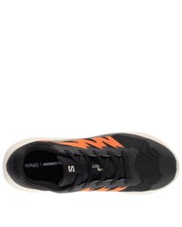 dunkelbraune Sportschuhe von Salomon