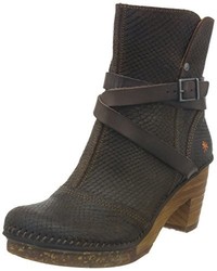 dunkelbraune Stiefel von Art