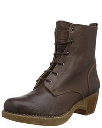 dunkelbraune Stiefel von Art