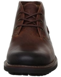 dunkelbraune Stiefel von Clarks