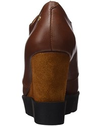 dunkelbraune Stiefel von Cuplé