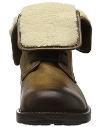 dunkelbraune Stiefel von Mustang