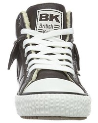 dunkelbraune Turnschuhe von British Knights