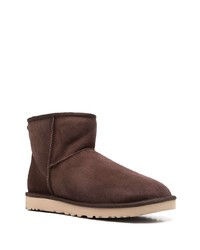 dunkelbraune Ugg Stiefel von UGG