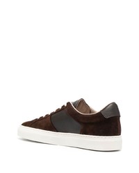 dunkelbraune Wildleder niedrige Sneakers von Common Projects