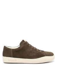 dunkelbraune Wildleder niedrige Sneakers von Camper