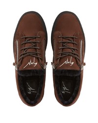 dunkelbraune Wildleder niedrige Sneakers von Giuseppe Zanotti