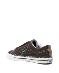 dunkelbraune Wildleder niedrige Sneakers von Converse