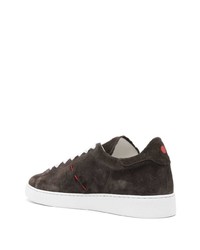 dunkelbraune Wildleder niedrige Sneakers von Kiton