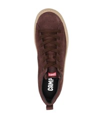 dunkelbraune Wildleder niedrige Sneakers von Camper