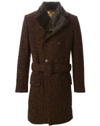 dunkelbrauner Mantel mit einem Pelzkragen von Vivienne Westwood