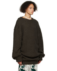 dunkelbrauner Pullover mit einem Kapuze von Isa Boulder
