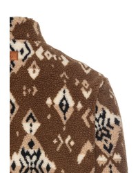 dunkelbrauner Pullover mit einem Reißverschluß von camel active