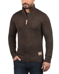 dunkelbrauner Pullover mit einem Reißverschluß von Solid
