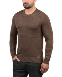 dunkelbrauner Pullover mit einem Rundhalsausschnitt von BLEND