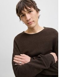 dunkelbrauner Pullover mit einem Rundhalsausschnitt von Jack & Jones