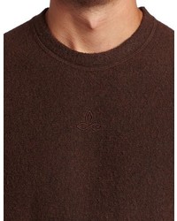 dunkelbrauner Pullover mit einem Rundhalsausschnitt von Prana