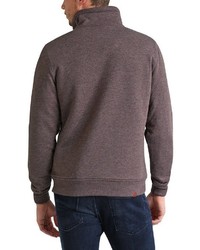 dunkelbrauner Pullover mit einem zugeknöpften Kragen von BLEND