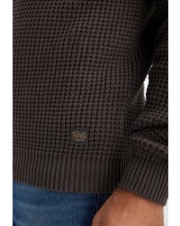 dunkelbrauner Pullover mit einem zugeknöpften Kragen von Petrol Industries