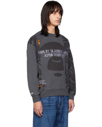 dunkelbraunes bedrucktes Sweatshirt von AAPE BY A BATHING APE