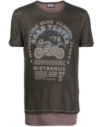 dunkelbraunes bedrucktes T-Shirt mit einem Rundhalsausschnitt aus Netzstoff