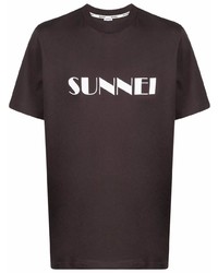 dunkelbraunes bedrucktes T-Shirt mit einem Rundhalsausschnitt von Sunnei