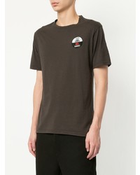 dunkelbraunes bedrucktes T-Shirt mit einem Rundhalsausschnitt von Geym