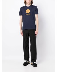 dunkelbraunes besticktes T-Shirt mit einem Rundhalsausschnitt von Versace