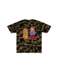 dunkelbraunes Camouflage T-Shirt mit einem Rundhalsausschnitt von A Bathing Ape