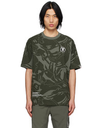 dunkelbraunes Camouflage T-Shirt mit einem Rundhalsausschnitt von AAPE BY A BATHING APE