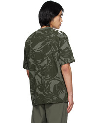 dunkelbraunes Camouflage T-Shirt mit einem Rundhalsausschnitt von AAPE BY A BATHING APE