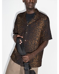 dunkelbraunes Kurzarmhemd mit Leopardenmuster von Ksubi