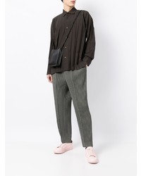 dunkelbraunes Langarmhemd von Homme Plissé Issey Miyake