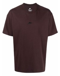 dunkelbraunes T-Shirt mit einem Rundhalsausschnitt von Nike
