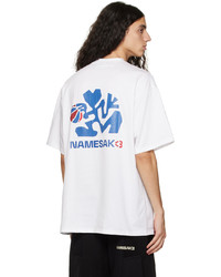 dunkelbraunes T-Shirt mit einem Rundhalsausschnitt von NAMESAKE