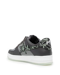 dunkelgraue bedruckte Leder niedrige Sneakers von A Bathing Ape