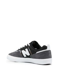 dunkelgraue bedruckte Wildleder niedrige Sneakers von New Balance