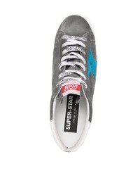 dunkelgraue bedruckte Wildleder niedrige Sneakers von Golden Goose